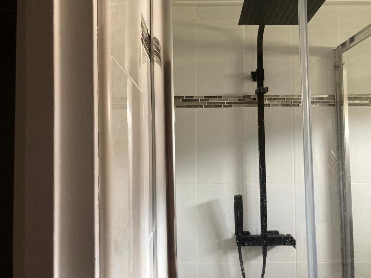 Location Chambre Avec Salle De Bain Et Partie Commune Sea View & Mountain View Renting 1 Of 3 Bedrooms With Shared Common Space 3 Bdrm Apt Not 1 Bdrm Plus Clime Ou Ac Bastia  Kültér fotó
